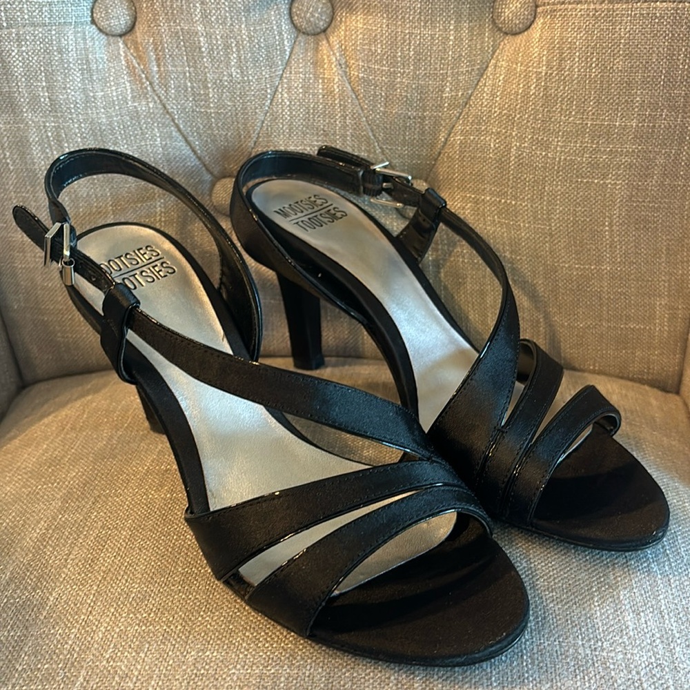 Mootsies Tootsies Elegant Black Heels